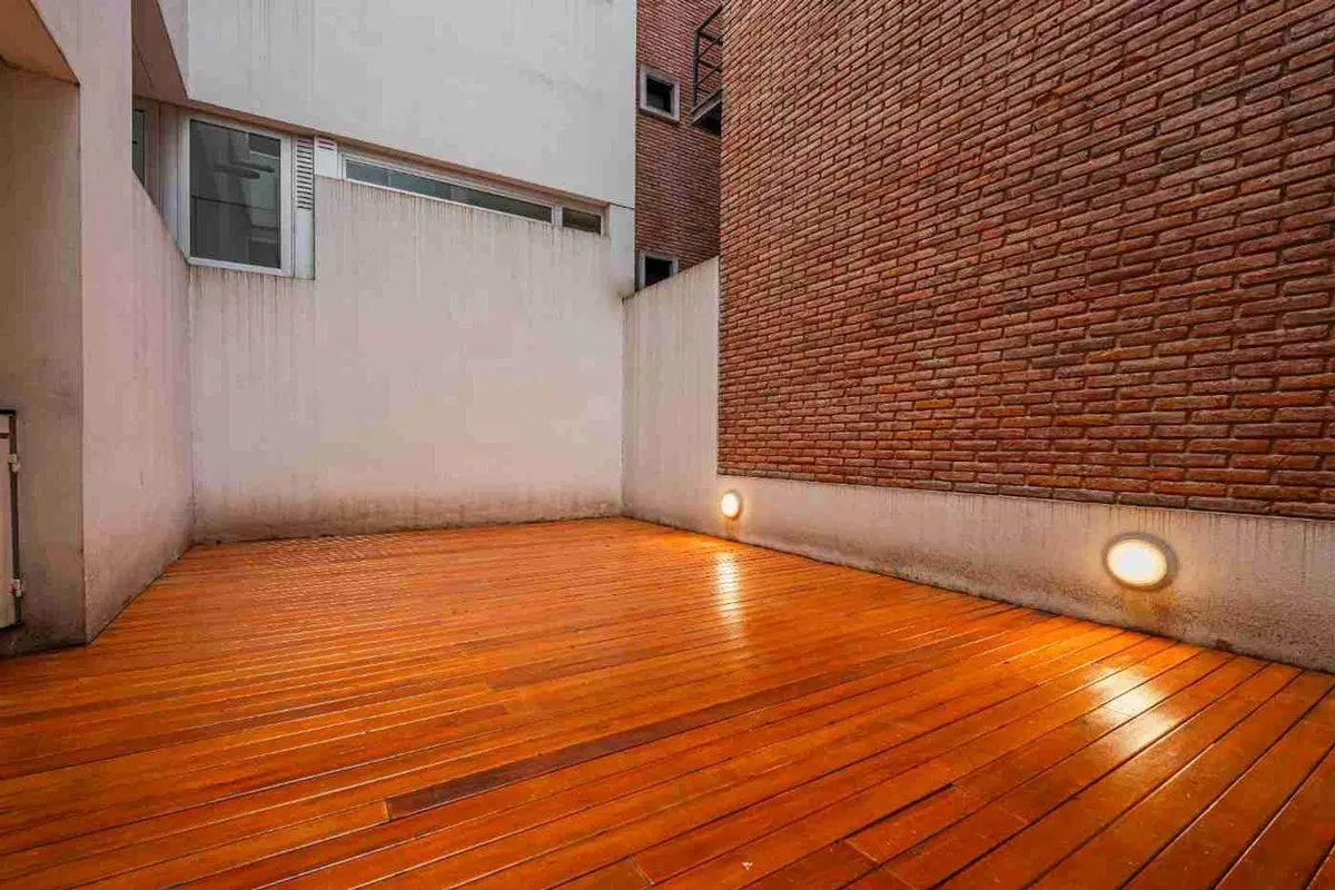 VENTA DEPARTAMENTO 4 AMBIENTES C/ PATIO Y BALCÓN 3