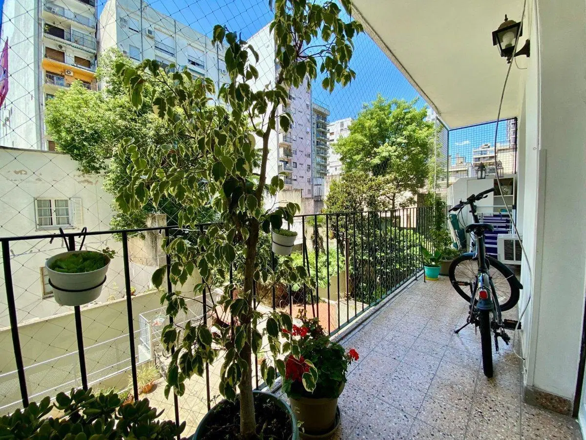 4 AMB SEMI PISO C/BALCÓN + DEP MUY LUMINOSO 5