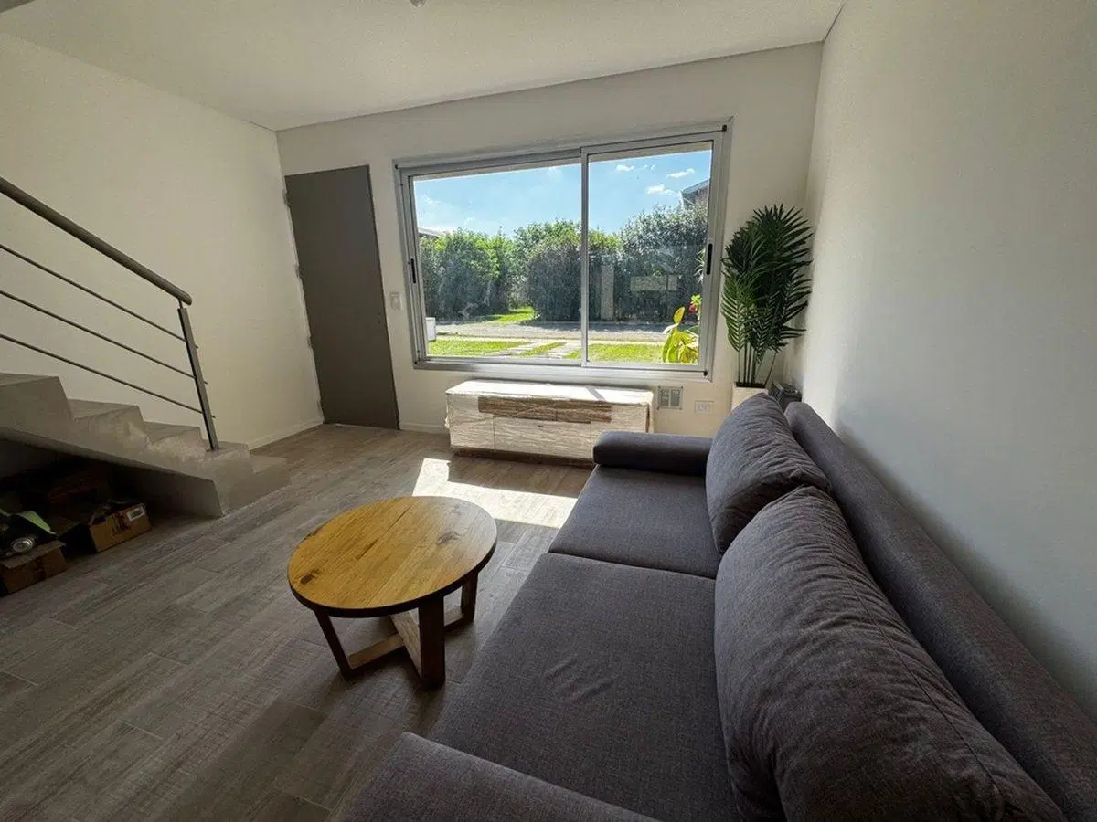 VENTA DUPLEX 3 AMB JARDIN PARRILLA COCHERA PILAR 4