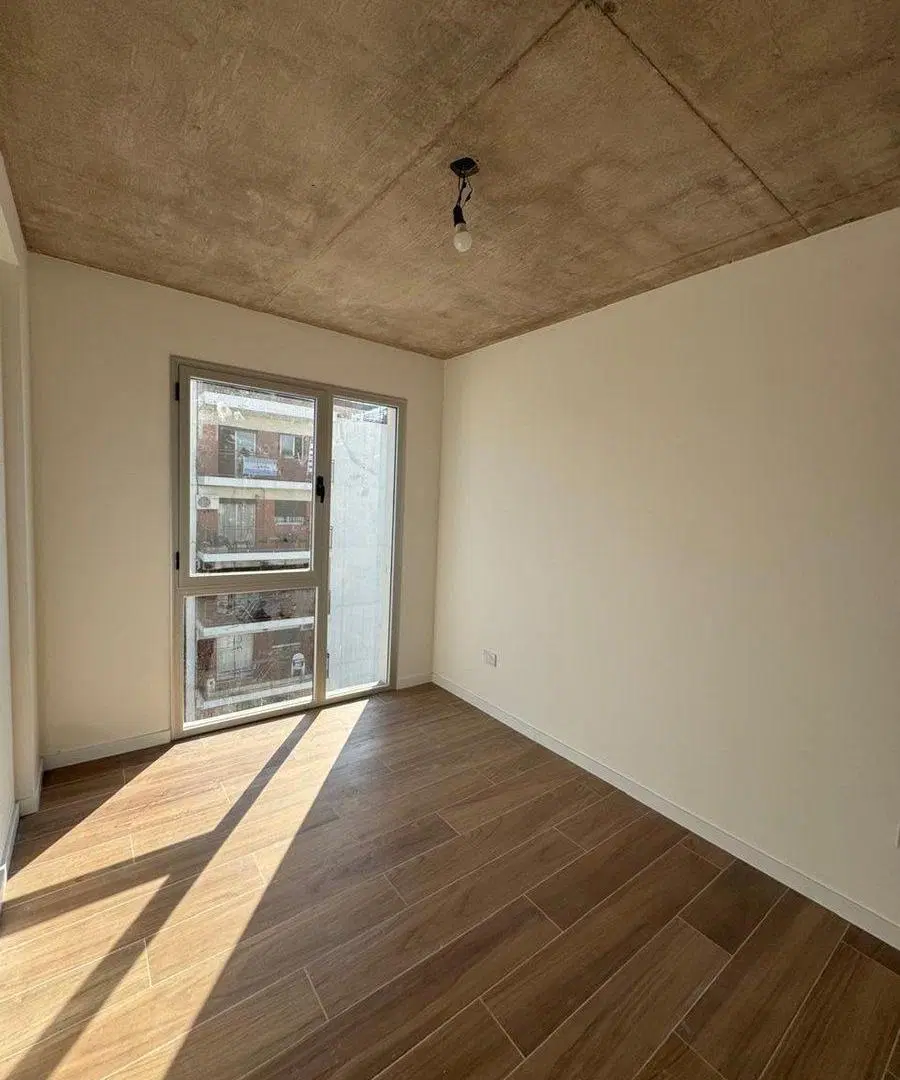 Venta con Renta Departamento 2 ambientes en Flores 2