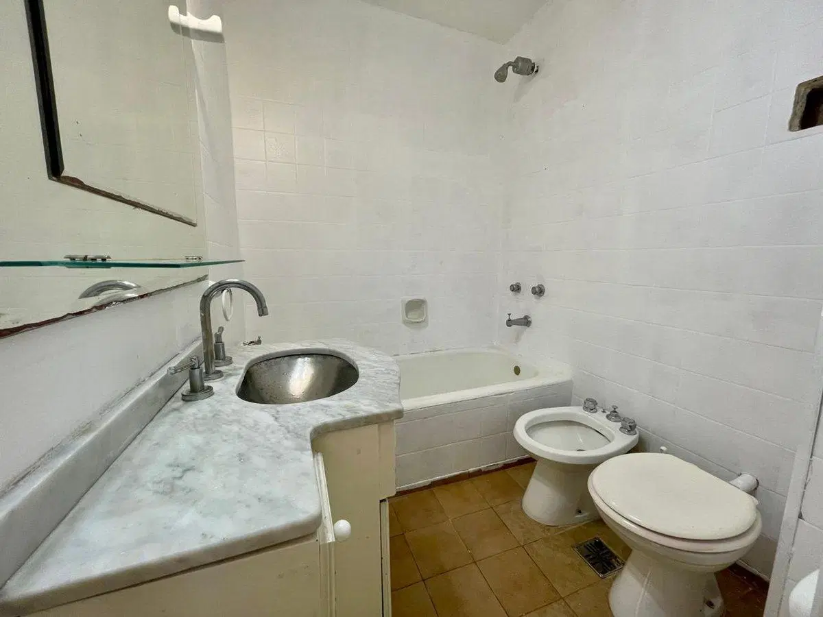 VENTA DPTO 3 AMB  DEPENDENCIA BALCON CABALLITO 5