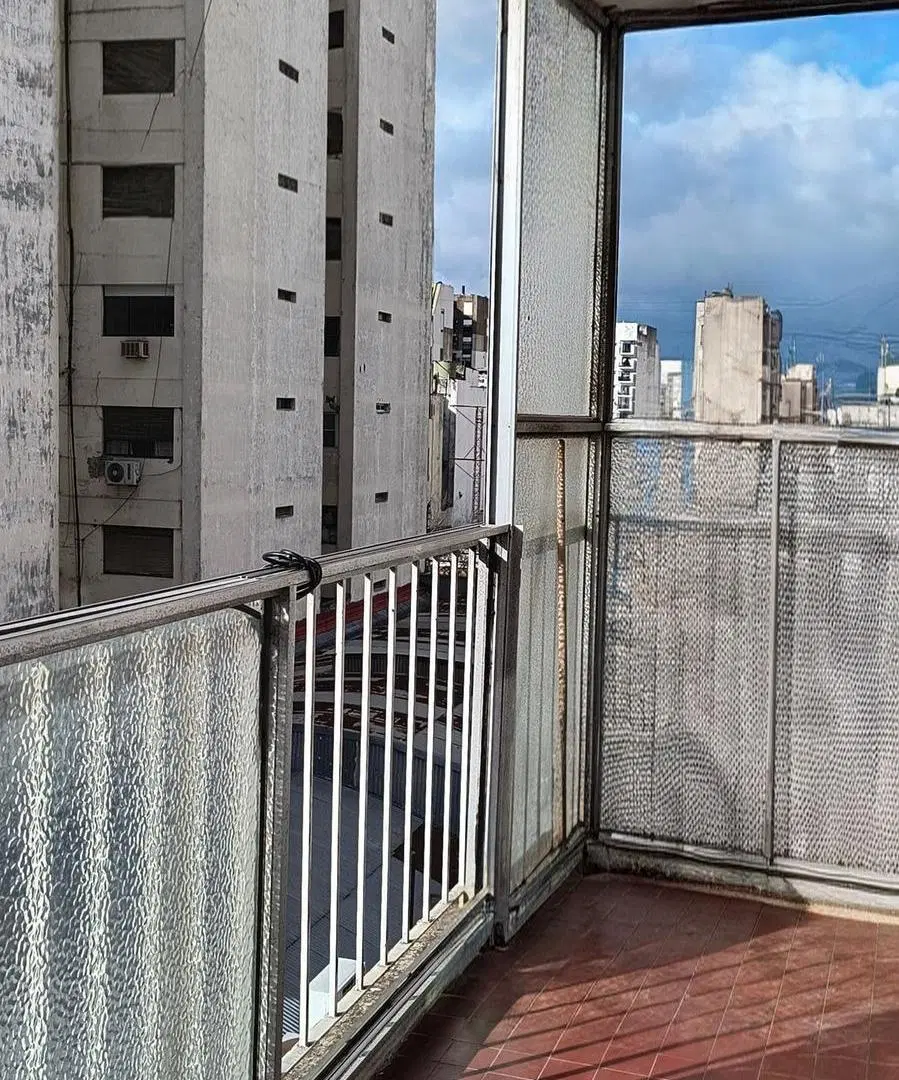Venta 2 amb luminoso con balcón en Balvanera 4