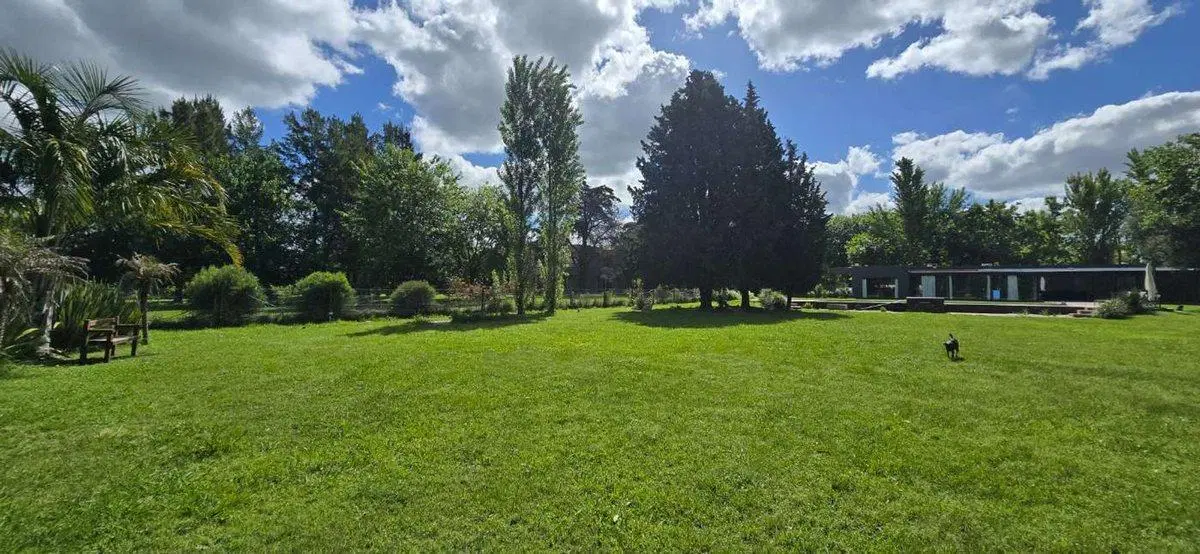 CASA EN FINCAS DE SAN VICENTE 5 AMB. LOTE 4000M 3