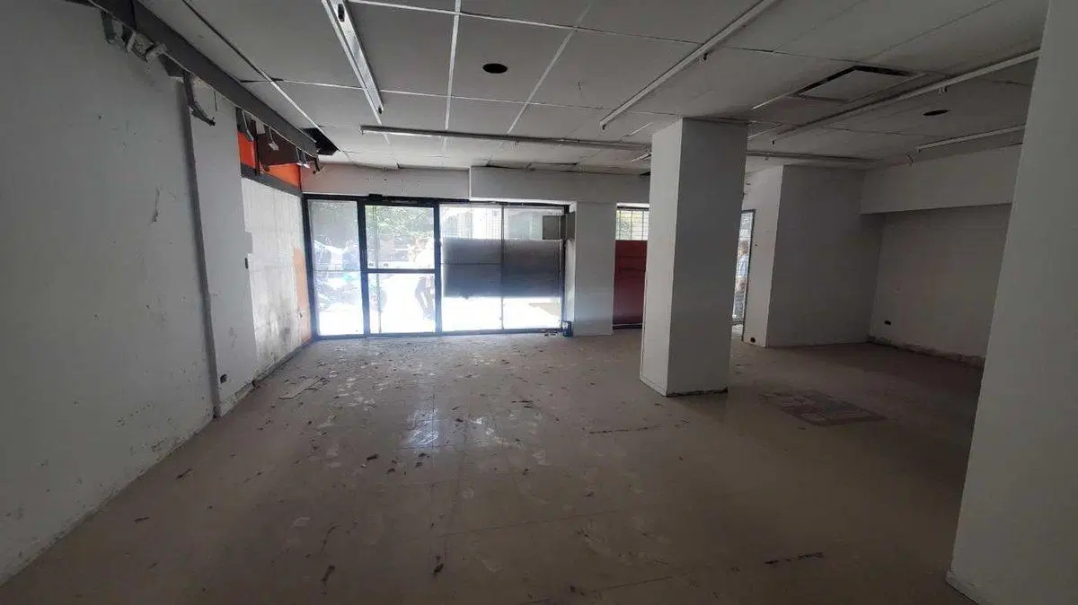ALQUILER LOCAL CON OFICINAS EN MICROCENTRO 4