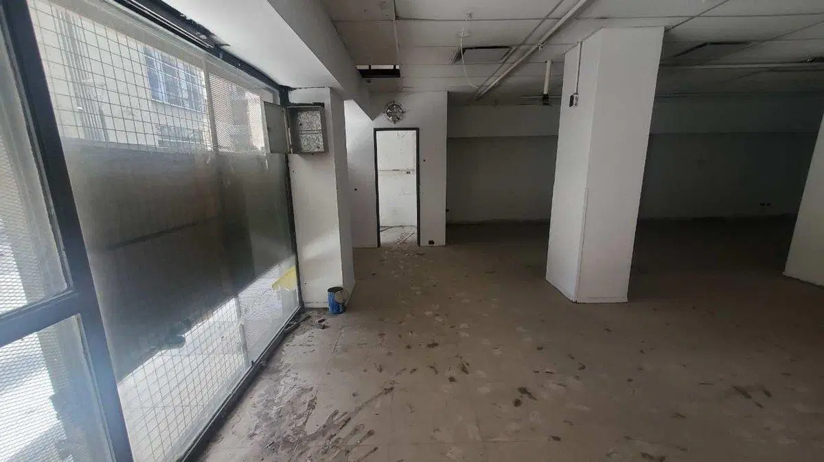 ALQUILER LOCAL CON OFICINAS EN MICROCENTRO 3