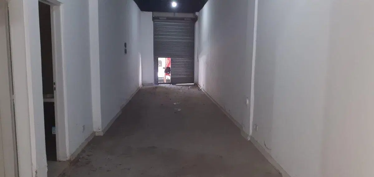 LOCAL/ DEPOSITO EN VENTA, AVELLANEDA CENTRO 3