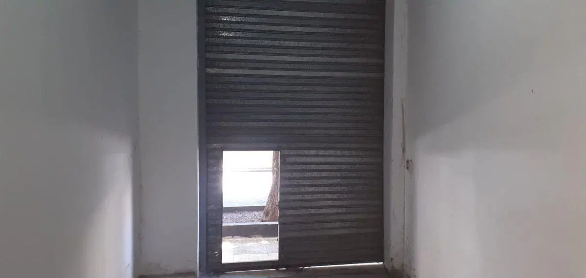 LOCAL/ DEPOSITO EN VENTA, AVELLANEDA CENTRO 2