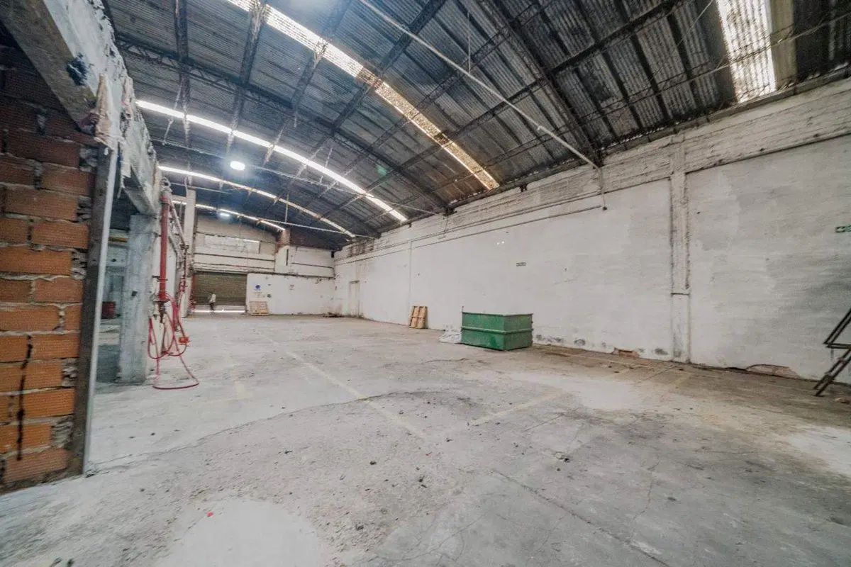 NAVE INDUSTRIAL DE DOS PLANTAS EN SAN MARTIN 4