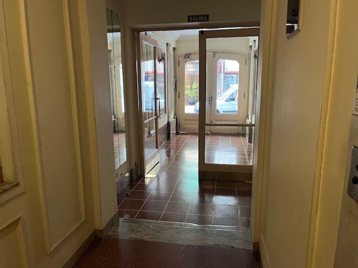 Foto de Venta MONOAMBIENTE DIVISIBLE CASI COMO UN 2 AMB !!, imagen 4