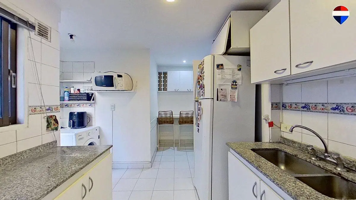 Venta 4 ambientes con cochera y patio en Belgrano 3
