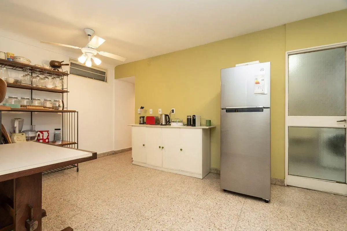 VENTA DEPTO 4 AMB Y DEPENDENCIA CABALLITO COCHERA 4