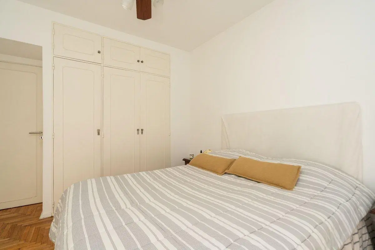 VENTA DEPTO 4 AMB Y DEPENDENCIA CABALLITO COCHERA 5