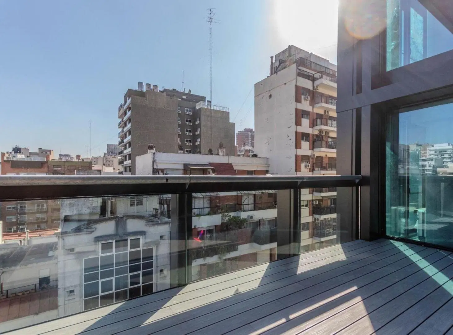 VENTA OFICINA GRAN CATEGORIA BELGRANO PISO 8 5