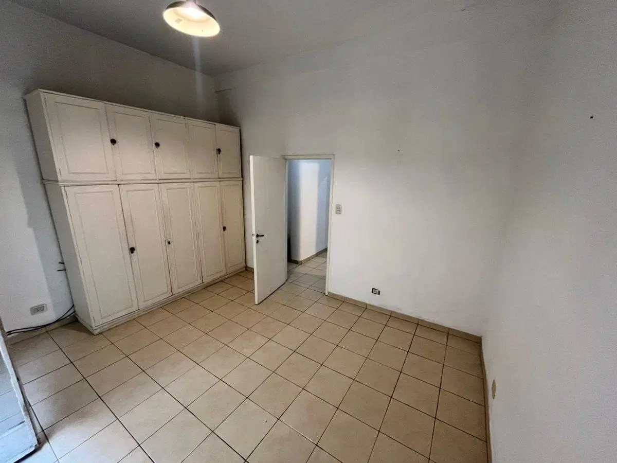 Departamento 2 Amb Amplios en Excelente Ubicacion 3