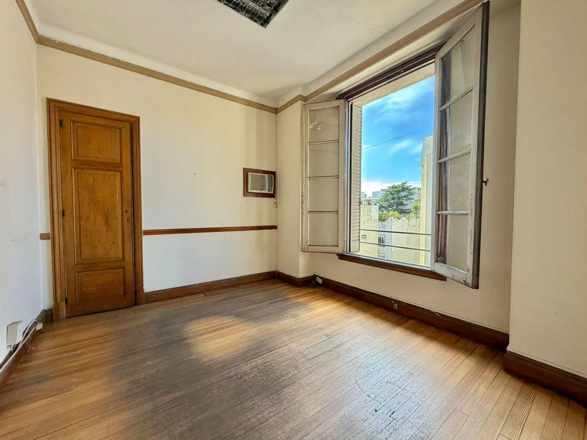 VENTA OFICINA 3 AMBIENTES A REFACCIONAR RECOLETA 5