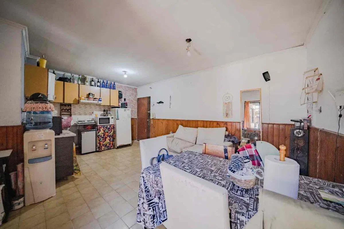 OPORTUNIDAD PH 2 ambientes con patio en San Martín 5