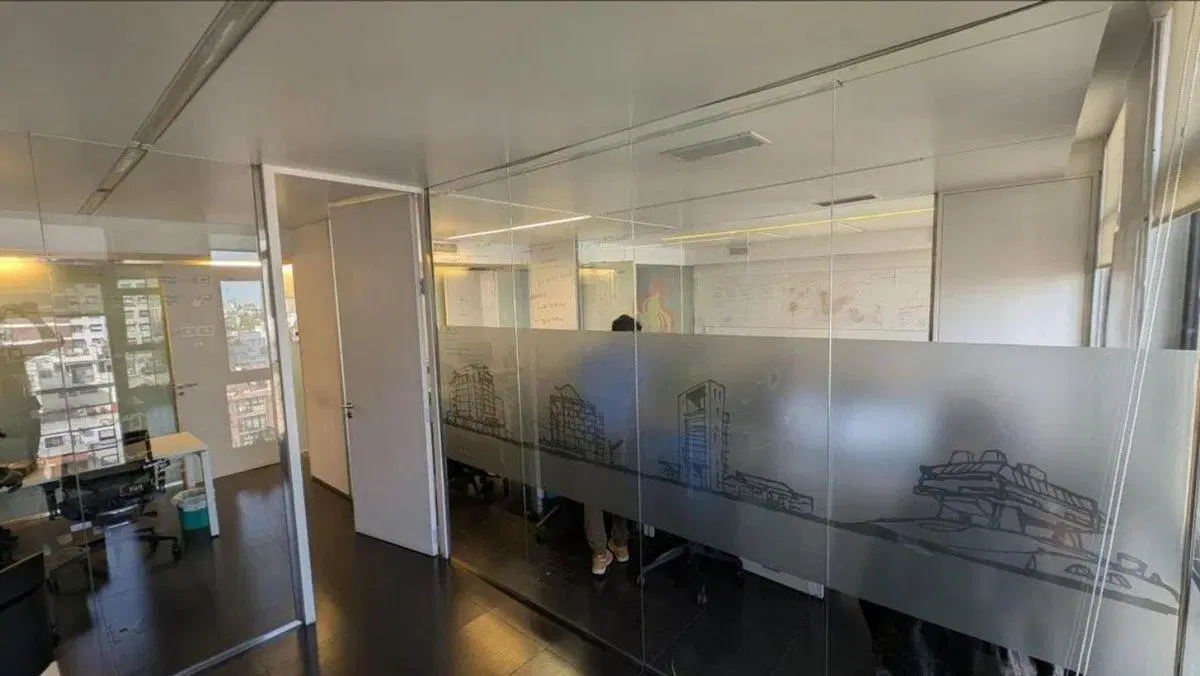 VENTA BELGRANO OFICINA CATEGORIA FTE COCHERA FIJA 3