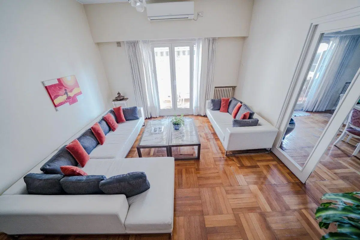 VENTA DEPTO UNICO IMPECABLE - URGENTE  POR VIAJE 2