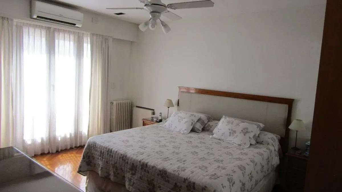 VENTA DEPTO UNICO IMPECABLE - URGENTE  POR VIAJE 5