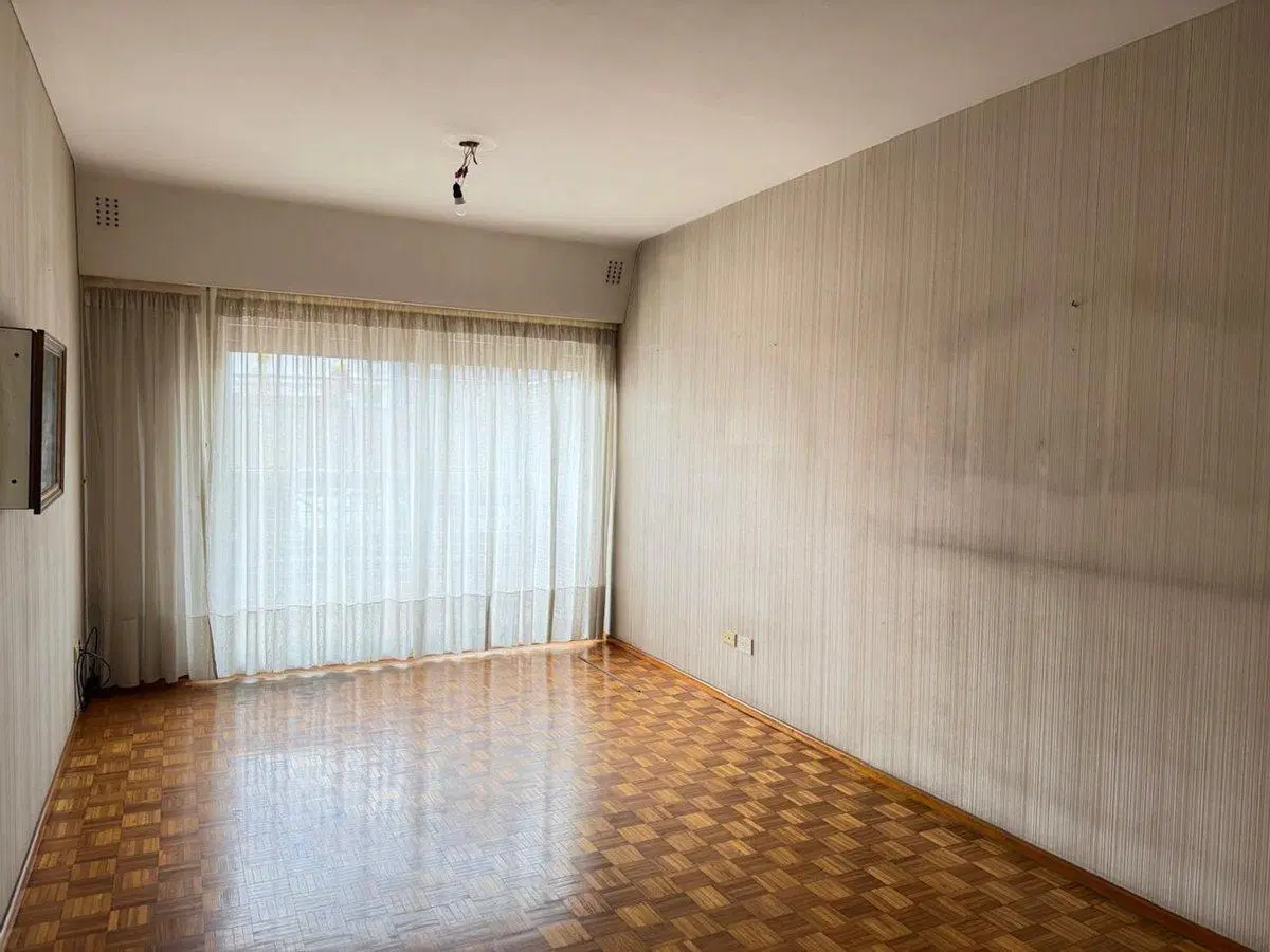 VENTA DEPARTAMENTO 4 AMBIENTES ALMAGRO COCHERA 3