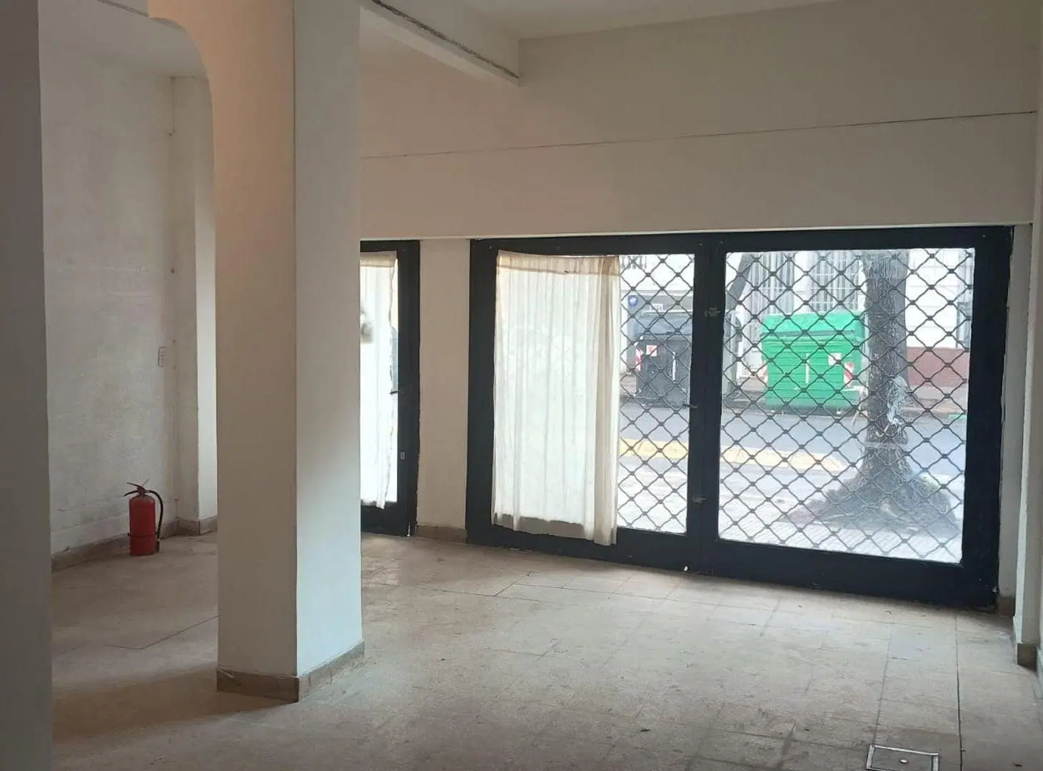 Local en Alquiler Comercial en Almagro 3