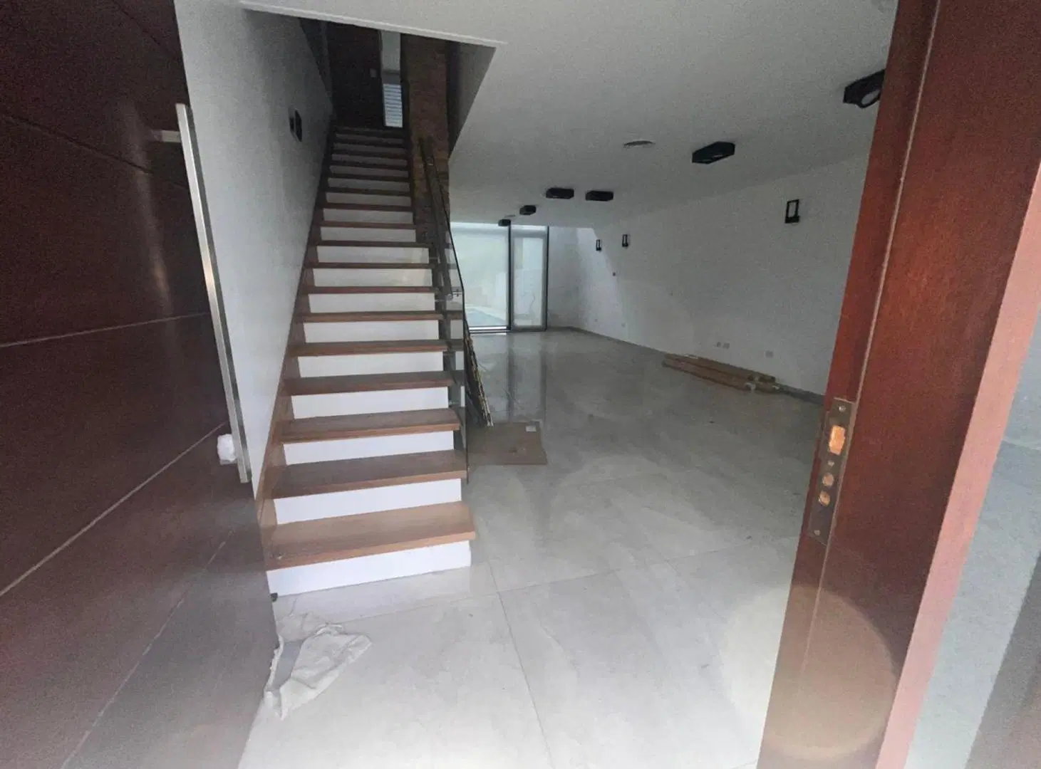 Venta Casa 6 Amb + Playroom Castelar Norte EXCLUSI 2