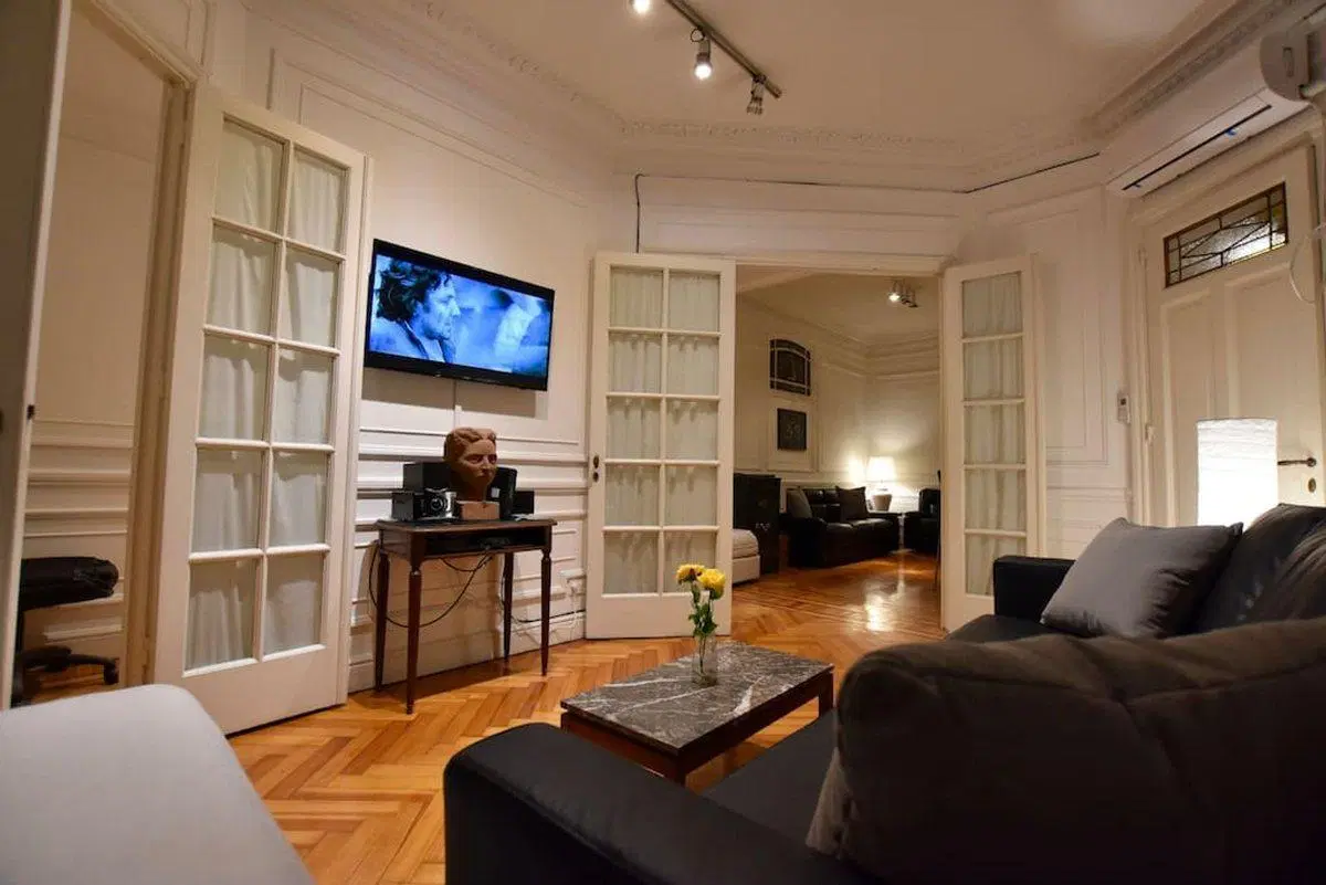 HERMOSO DPTO  EPOCA 3 AMB EN  VENTA CENTRO PORTEÑO 5