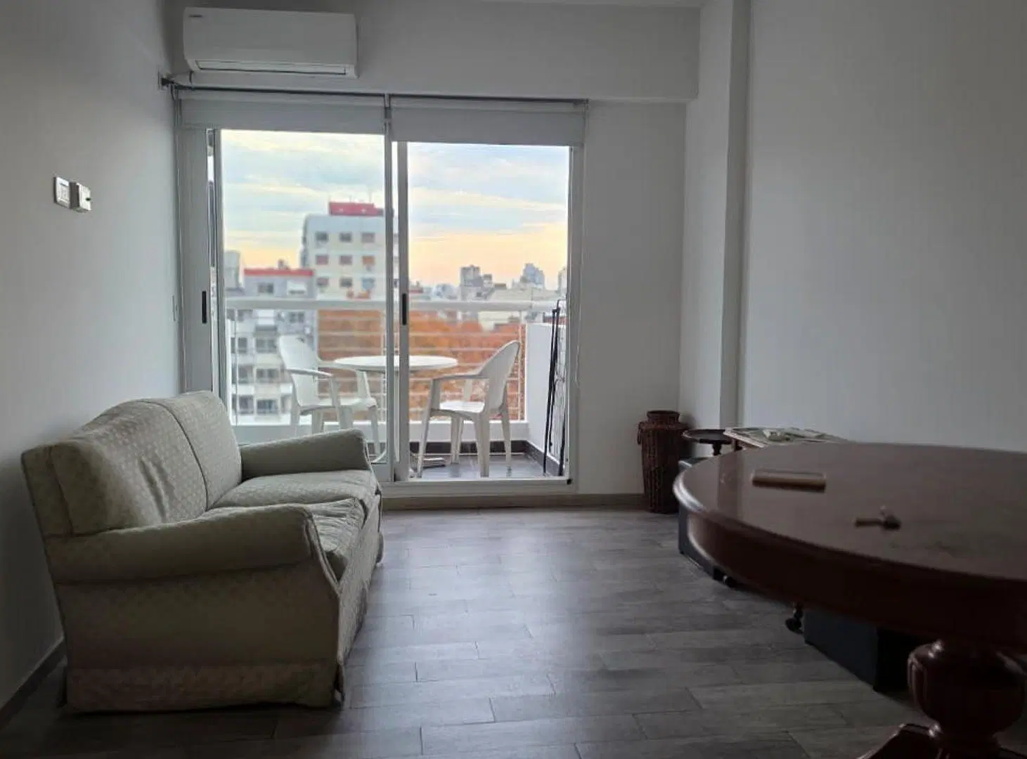 ALQUILER DEPARTAMENTO 2 AMB FLORES BALCON LUMINOSO 2