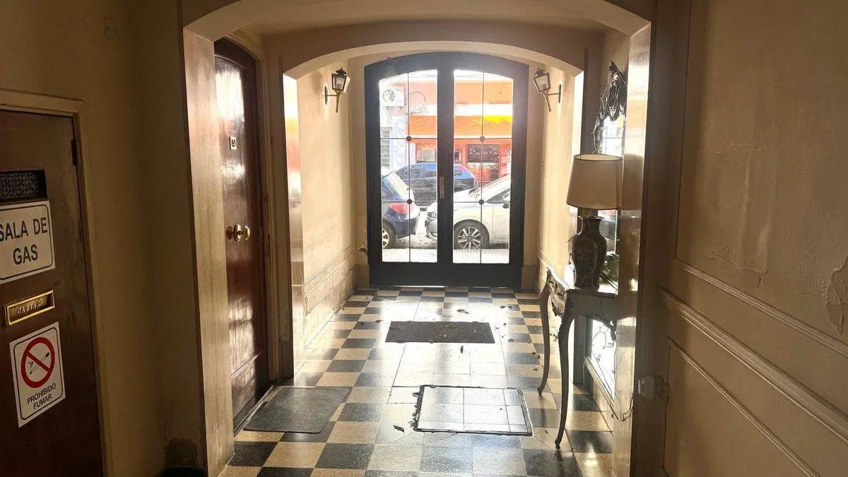 Venta - ALMAGRO - 2 Ambientes RECICLADO con patio. 2