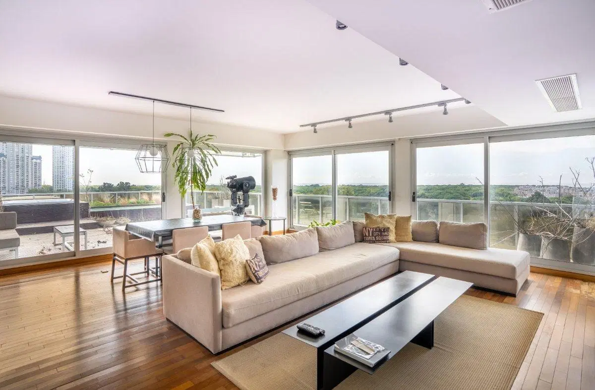 Piso Alto con Terraza y Jacuzzi Privado Zencity 5