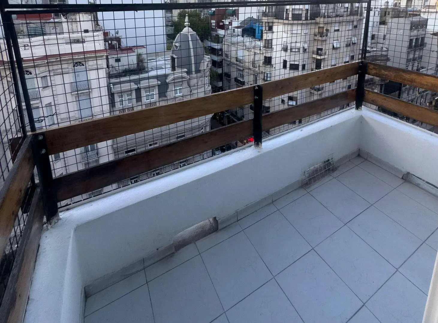 VENTA - RECOLETA - 2 Ambientes con balcón 2