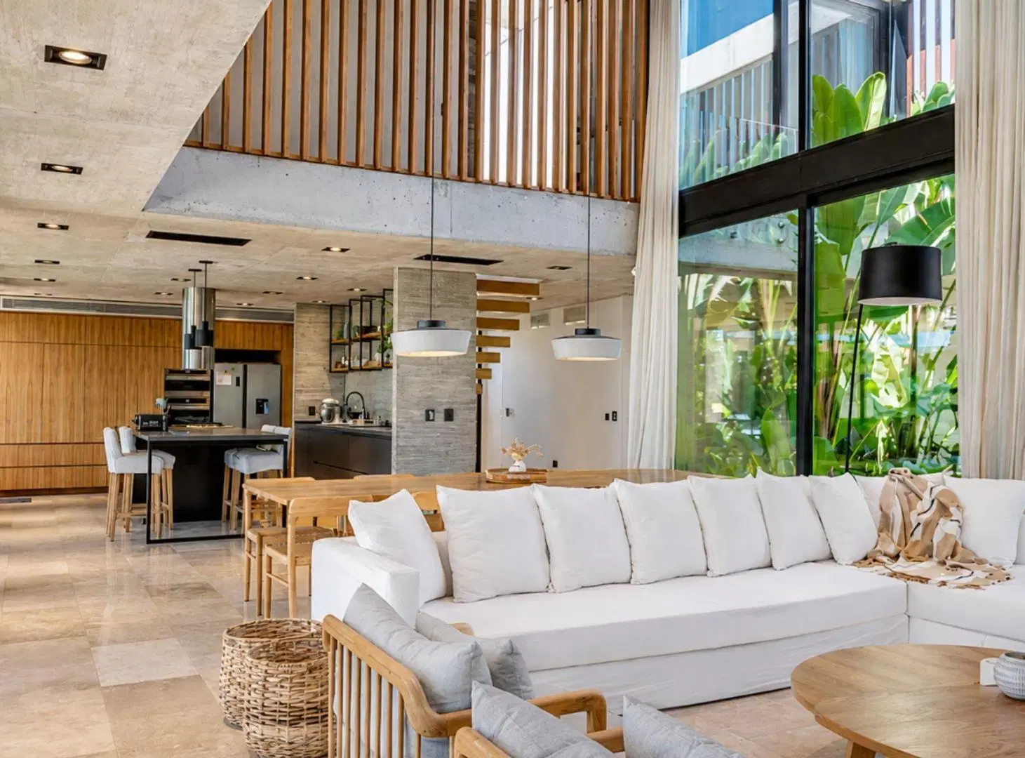 VENTA CASA A LA LAGUNA MUELLES PUERTOS DEL LAGO 2
