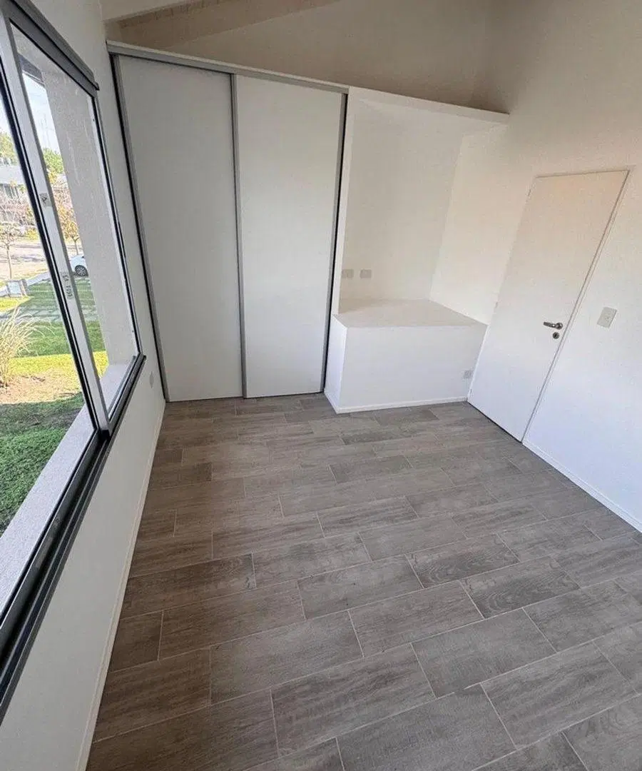 VENTA DUPLEX 3 AMB JARDIN BARRIO DOS CEDROS PILAR 4
