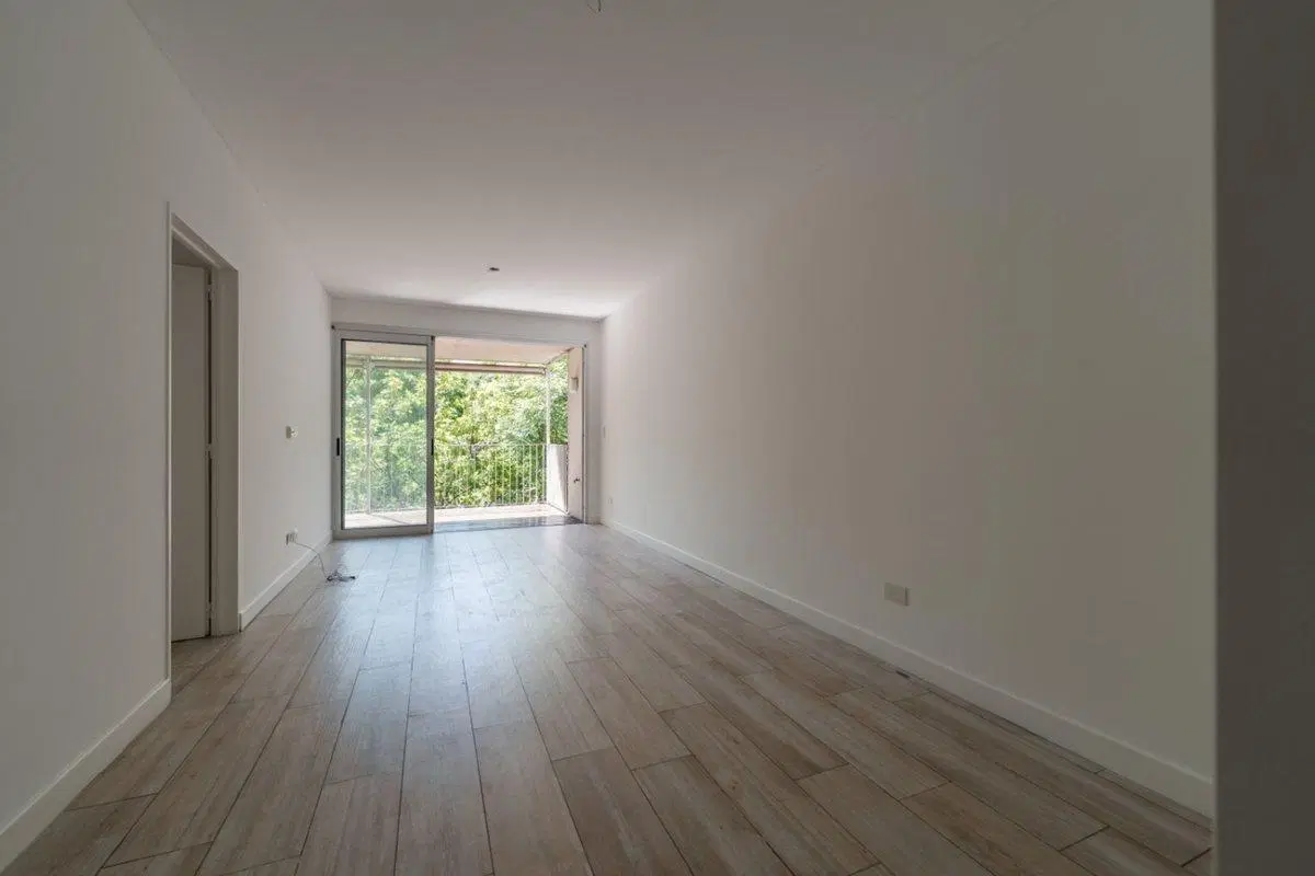VENTA DEPARTAMENTO 4 AMBIENTES CON BALCÓN 5