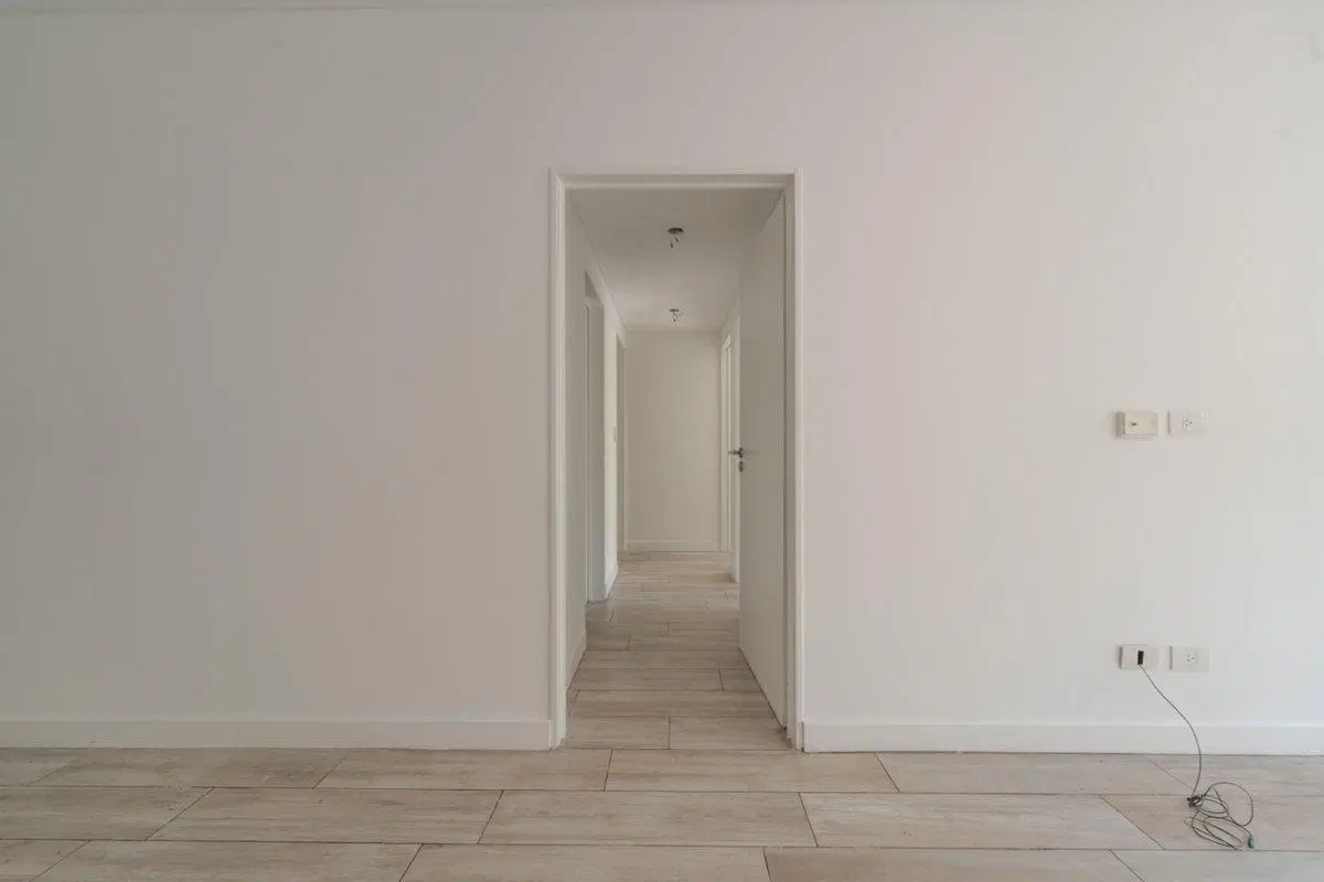 VENTA DEPARTAMENTO 4 AMBIENTES CON BALCÓN 2