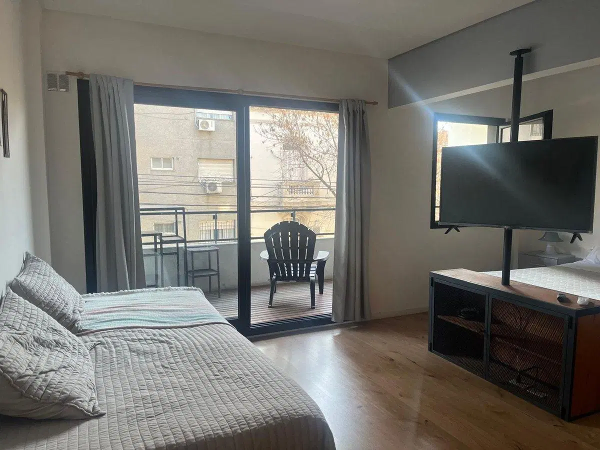 MONOAMBIENTE A ALQUILAR EN PALERMO CON BALCON 5