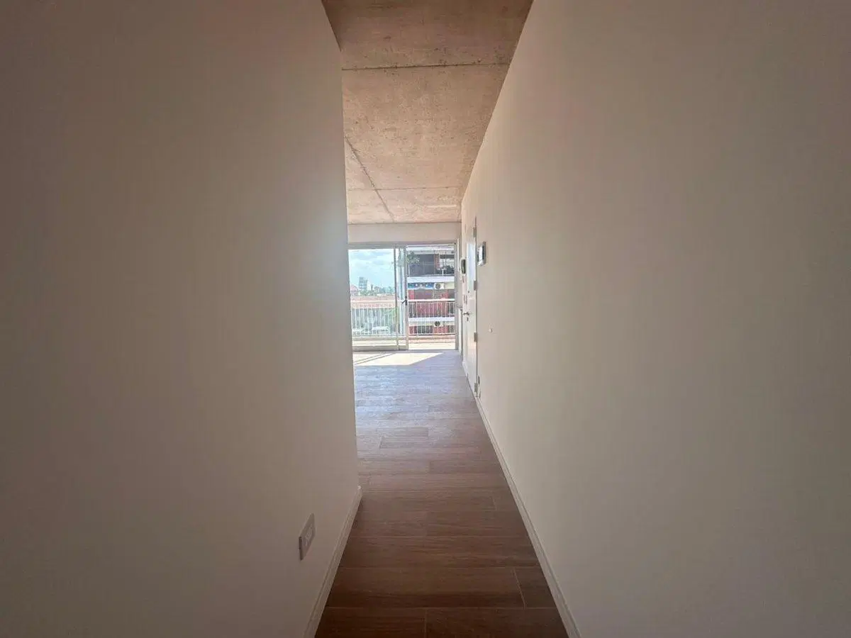 Venta  Piso 3 Amb + Escritorio o Vestidor Flores 8