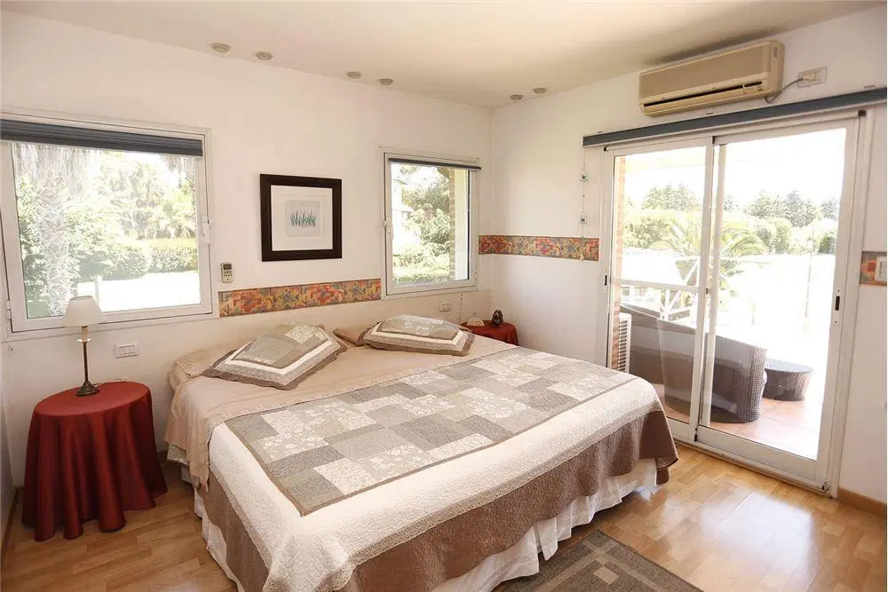 VENTA CASA 5 AMBIENTES LOMA VERDE ESCOBAR 3