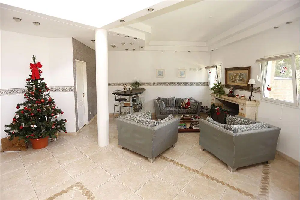 VENTA CASA 5 AMBIENTES LOMA VERDE ESCOBAR 5