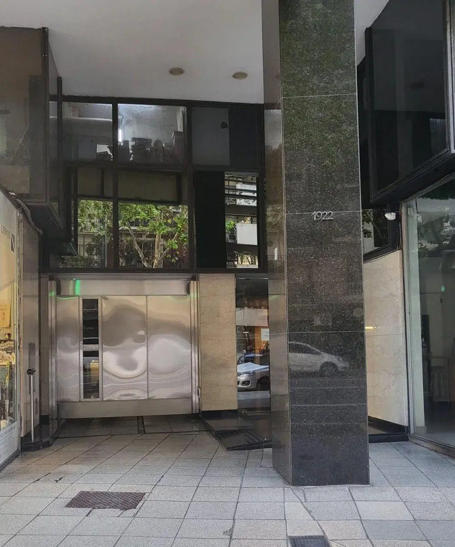 VENTA COCHERA FIJA CUBIERTA SEGURIDAD 24  RECOLETA 2