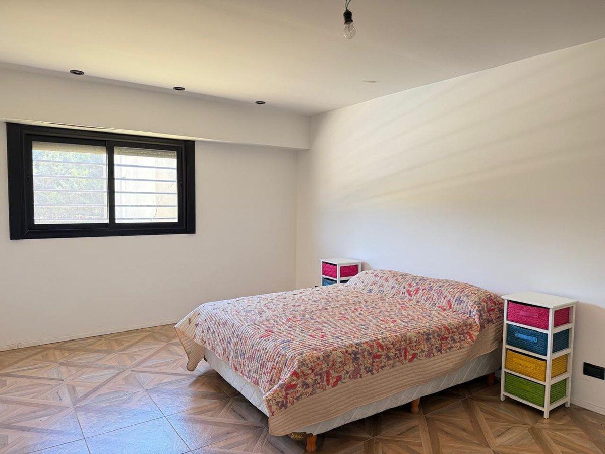 Foto de VENTA CASA 6 AMBIENTES LAS LOMAS SPEGAZZINI EZEIZA, imagen 4