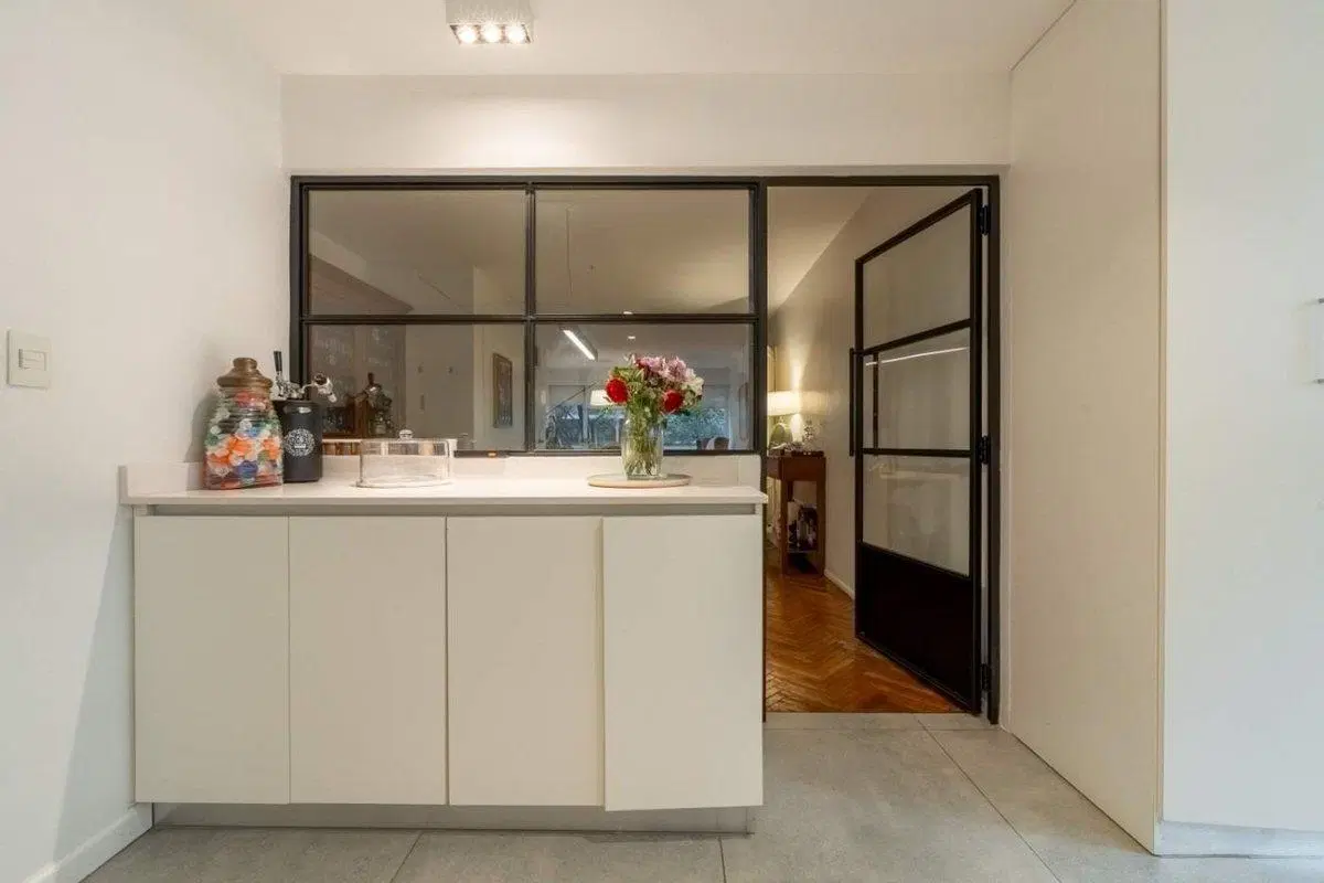 VENTA HERMOSO DEPARTAMENTO 4 AMB. RECICLADO 5