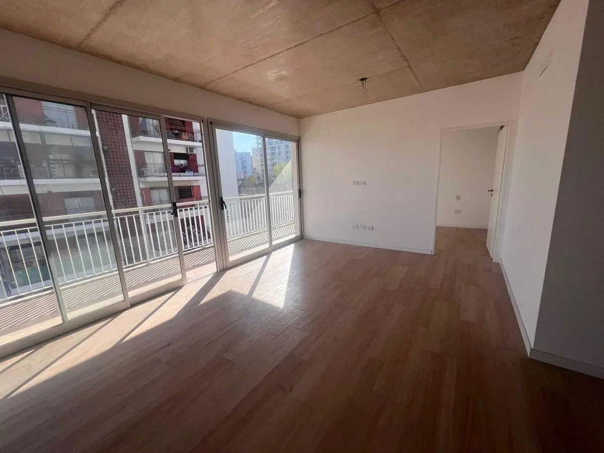 Venta Departamento 2 Ambientes balcón Flores 5