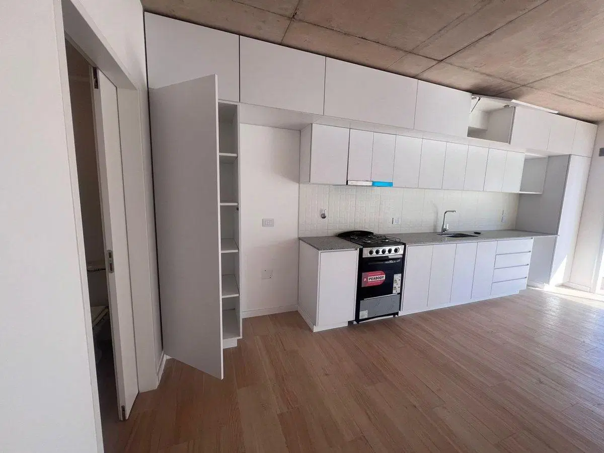 Venta Departamento 2 Ambientes balcón Flores 3