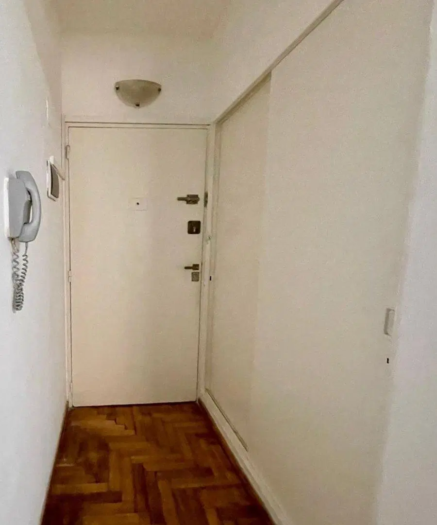 VENTA 2 AMBIENTES RECICLADO APTO CREDITO MONSERRAT 5