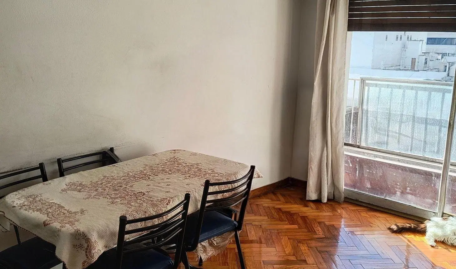 Venta 2 amb luminoso con balcón en Balvanera 4