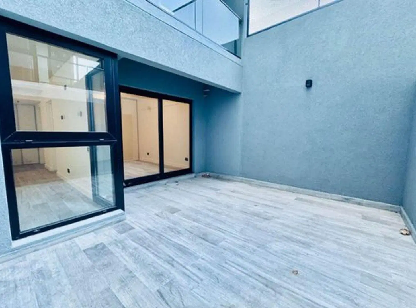 Venta Depto a estrenar 2 amb. con patio V. Ortuzar 2