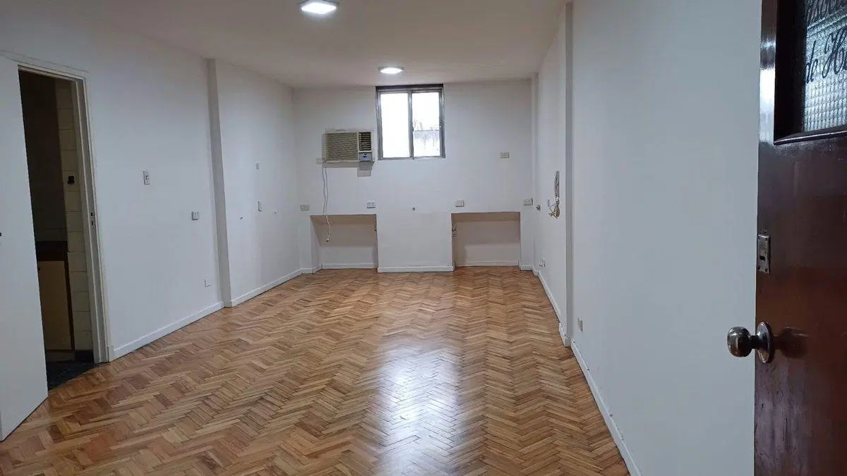 Alquiler oficina monoambiente en Balvanera 5