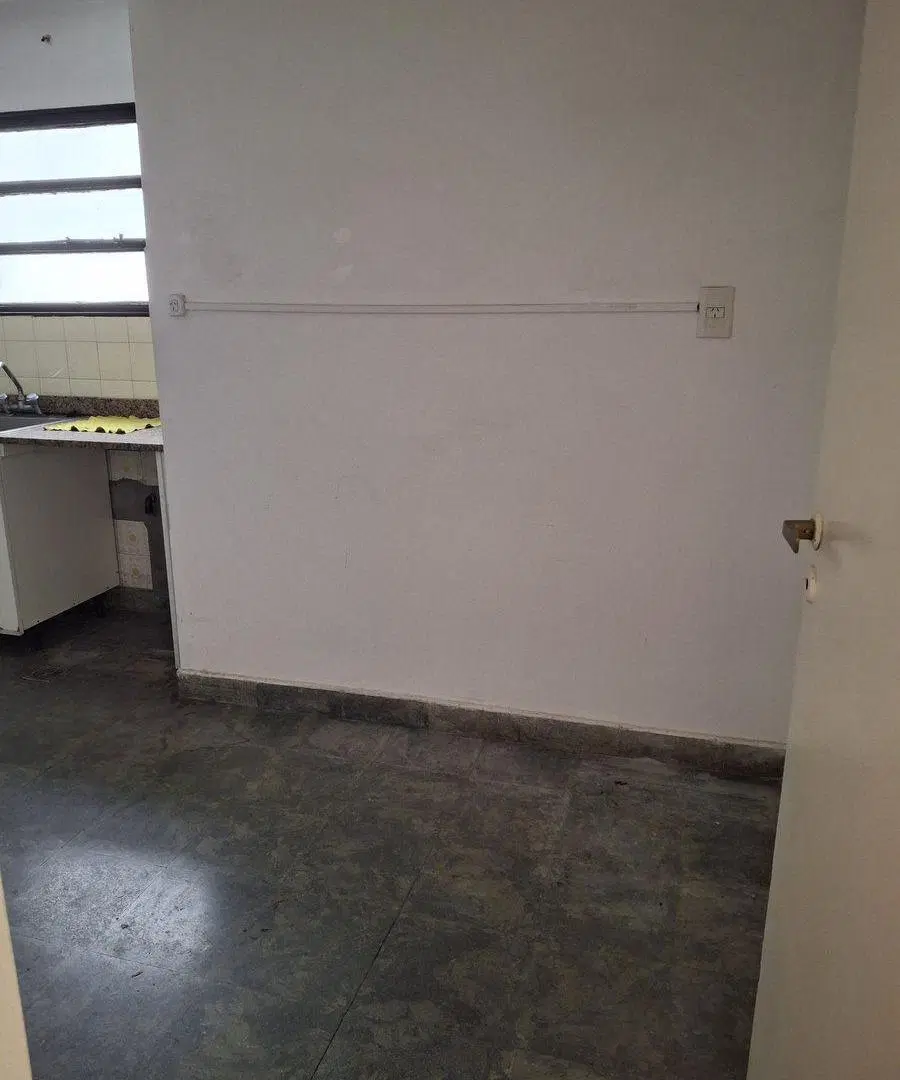 Depto 3 amb fte, bcon, toil 69m2 - Pque Chacabuco 3