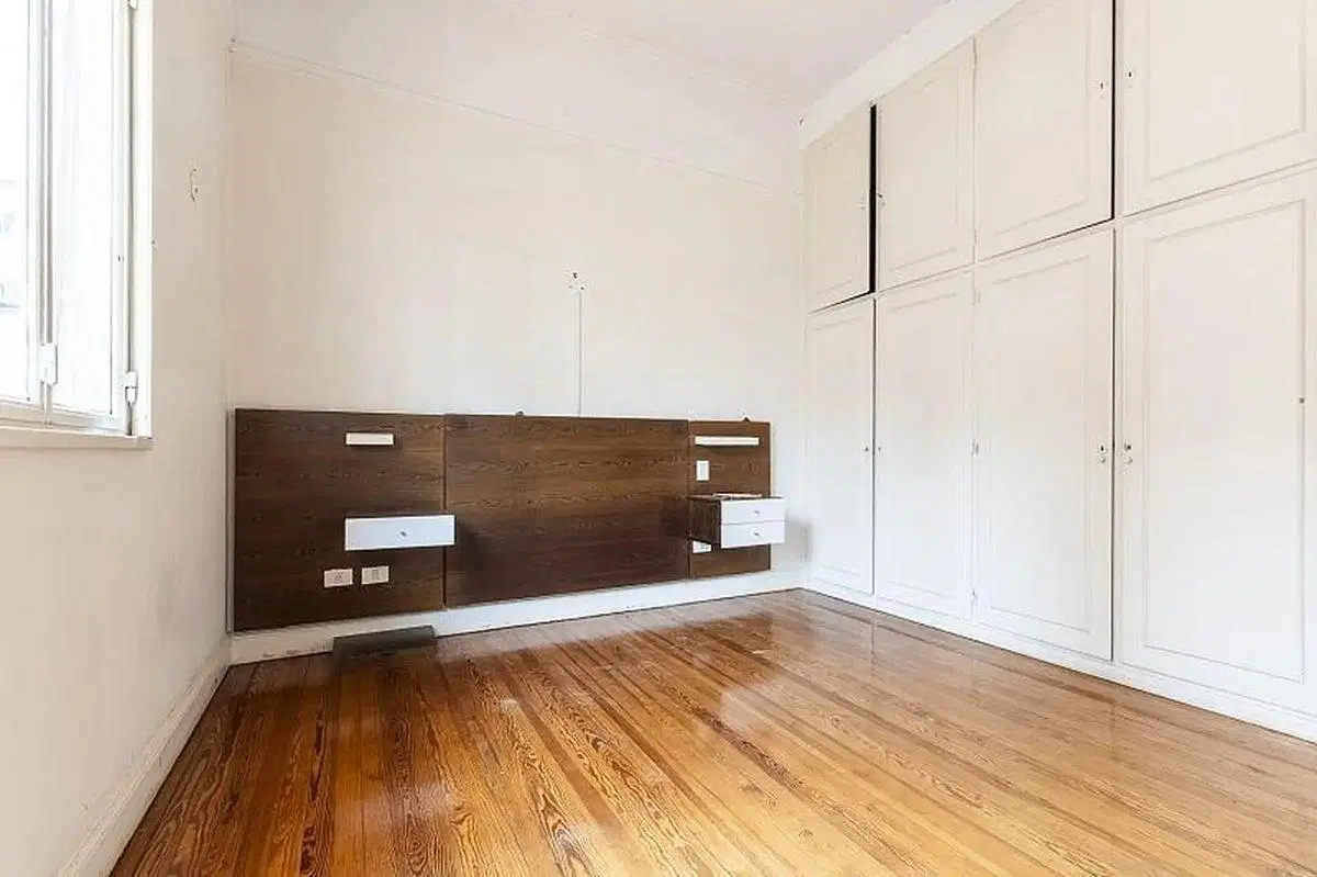 SEMI PISO DE 3 AMB. c/ DEPENDENCIA Y BALCÓN. LUMIN 3